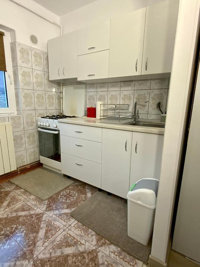 Apartament Bella Târgu Ocna Exterior foto